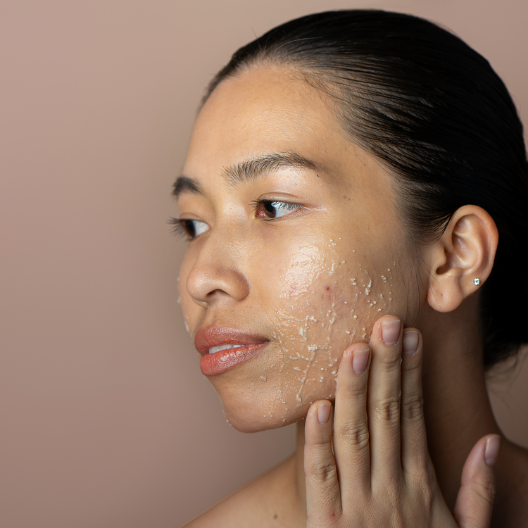 Skincare routine adolescenti