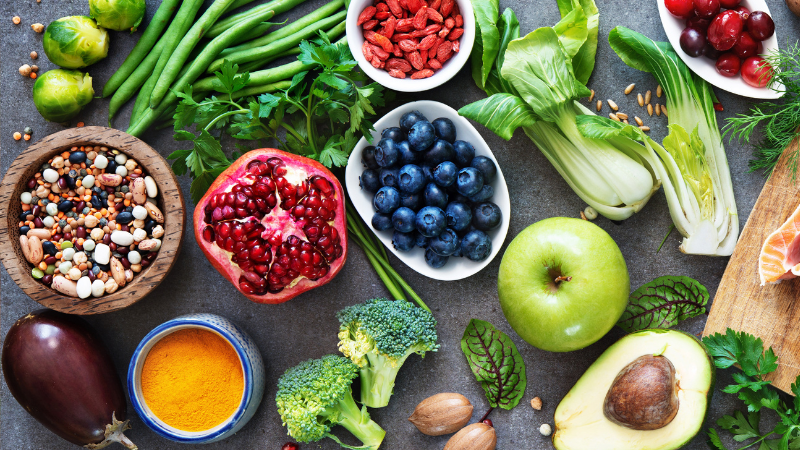 Dieta Anti-Acne: Cibi da Evitare per un Incarnato Pulito